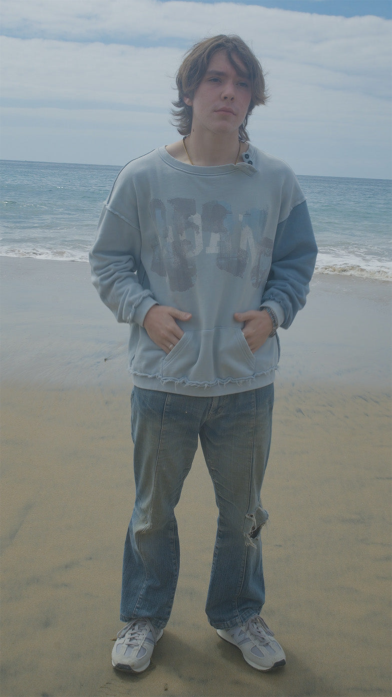 roam sweater